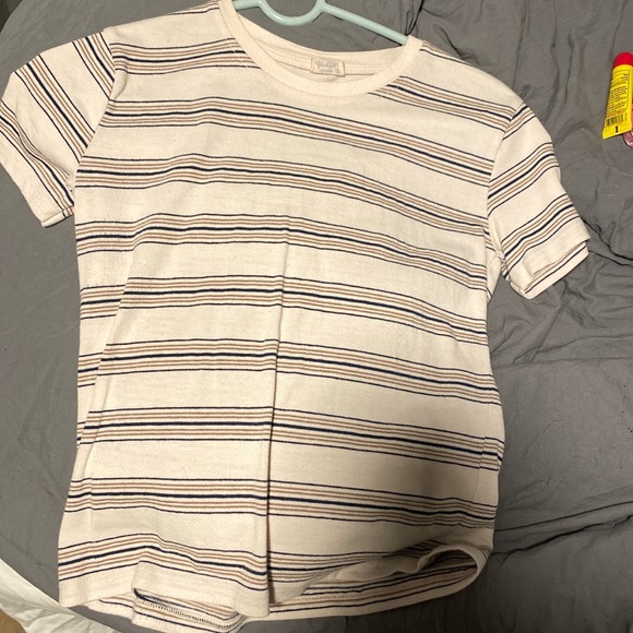 BRANDY MELVILLE BUNDLE!!(: - Picture 2 of 2